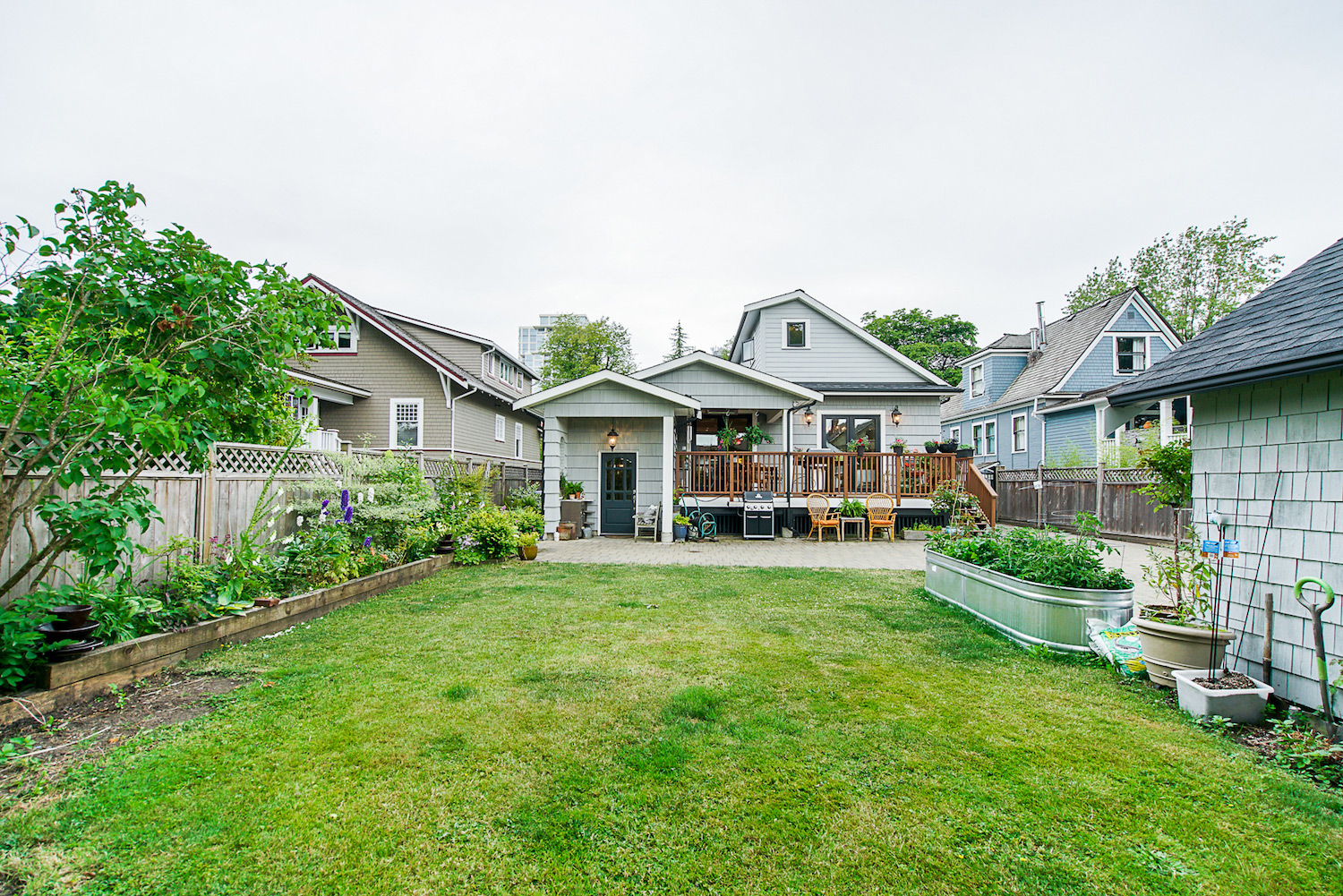 525 5th Street, New Westminster, BC Lori Fralic Realtor