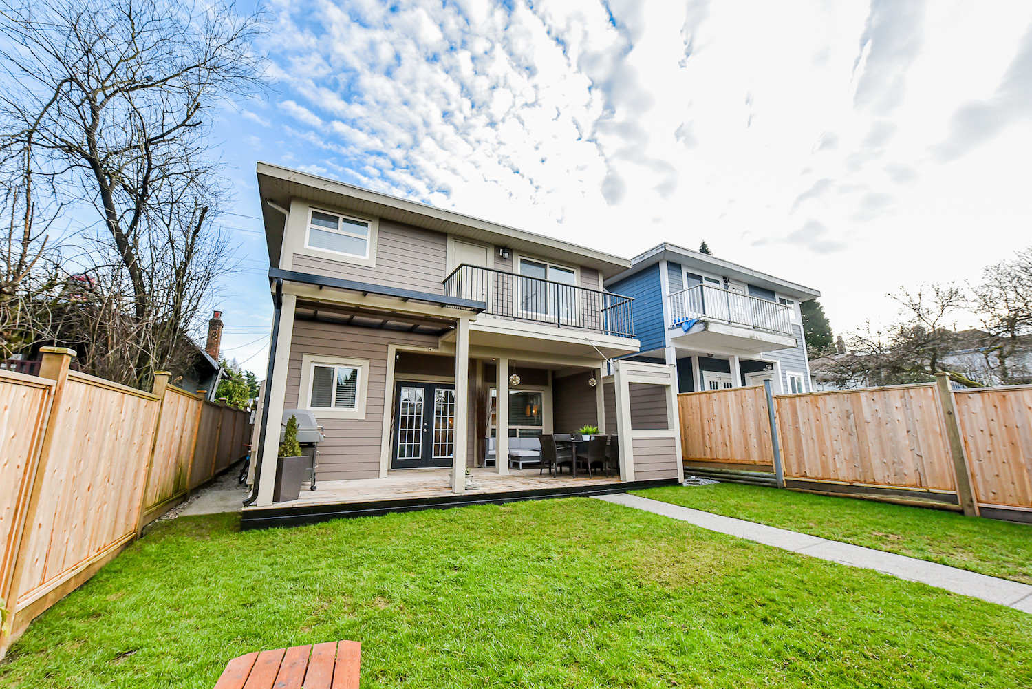 109 Eighth Avenue, New Westminster, BC Lori Fralic Realtor