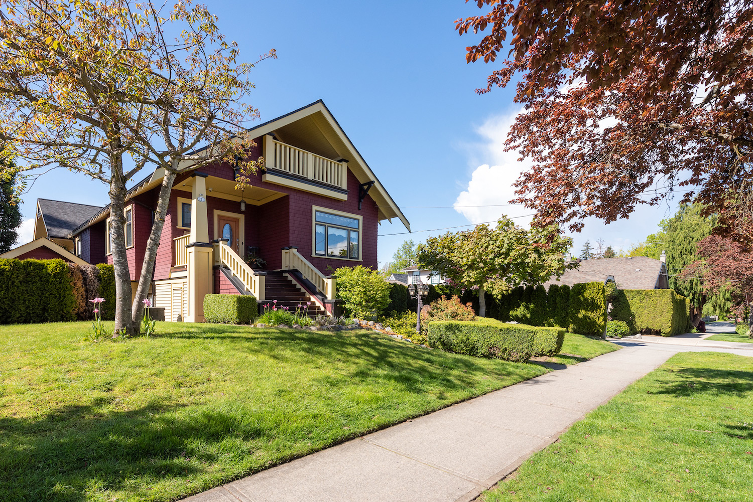 211 Regina Street, New Westminster, BC Lori Fralic Realtor