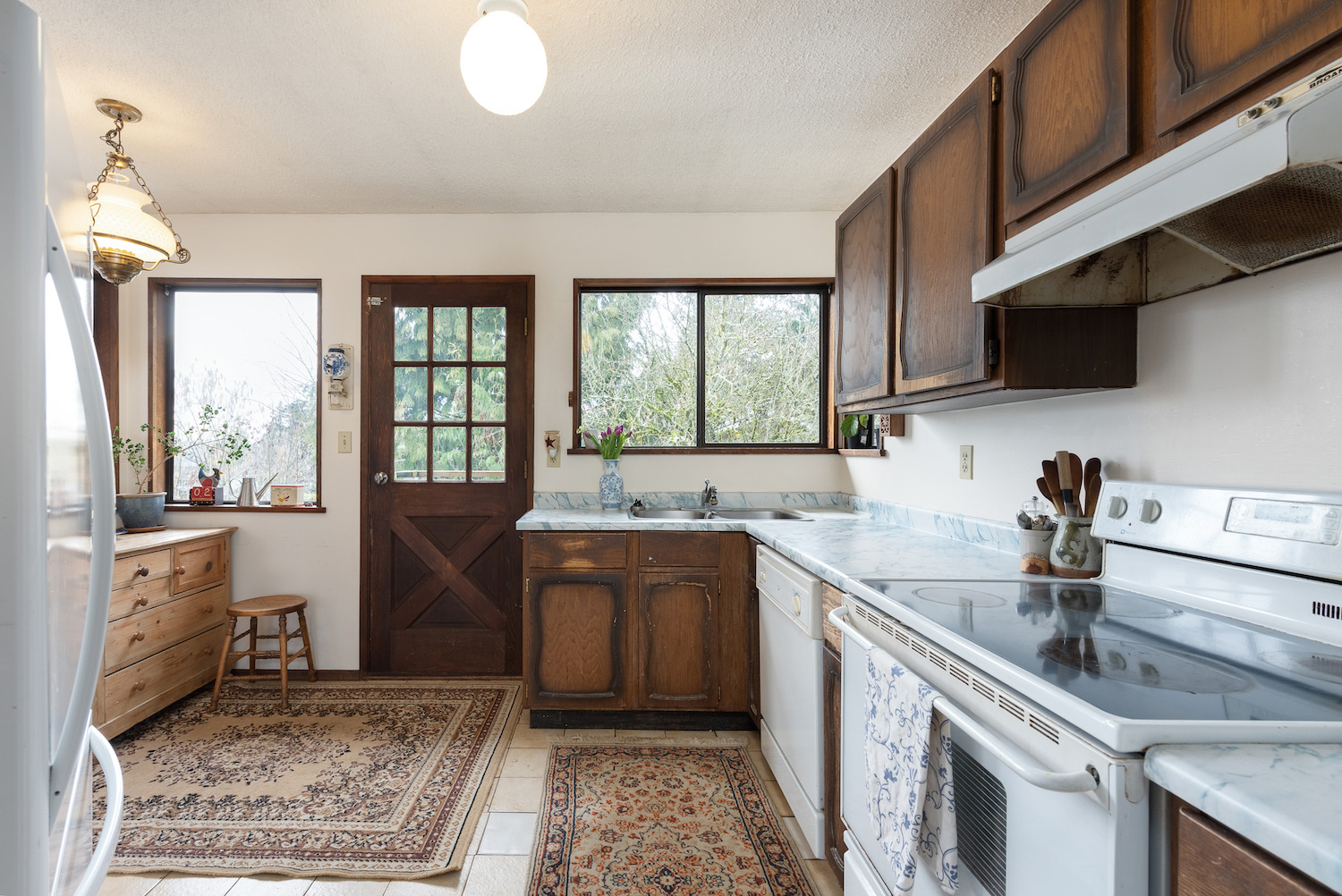 2133 Sperling Avenue, Burnaby, BC Lori Fralic Realtor