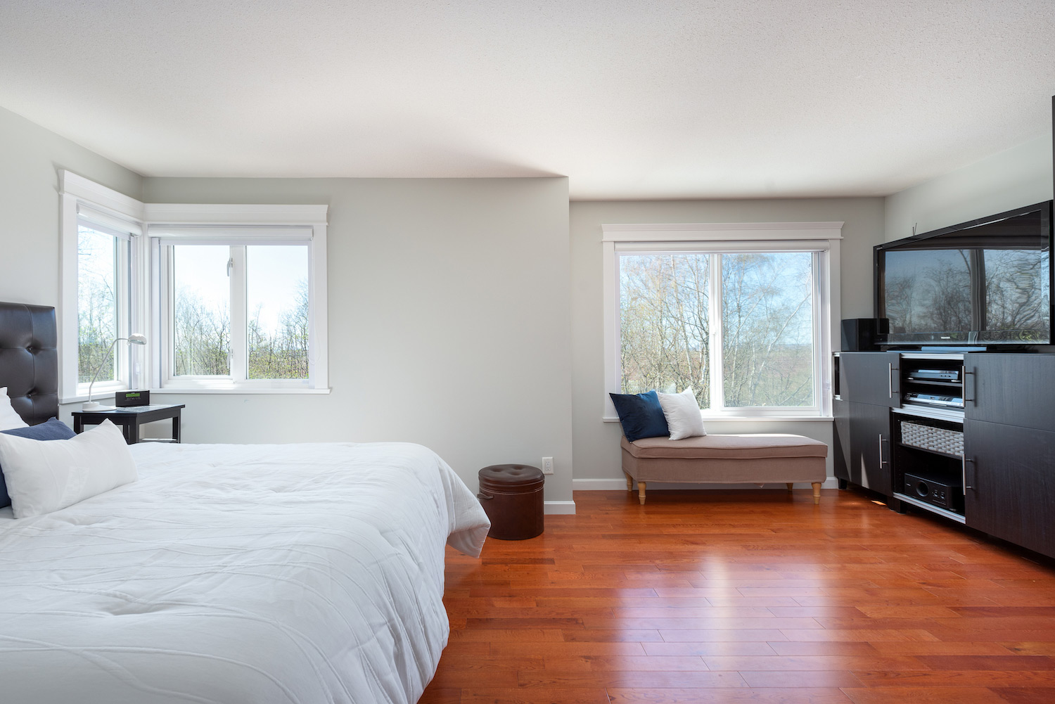 5591 Oliver Drive, Richmond, BC Lori Fralic Realtor